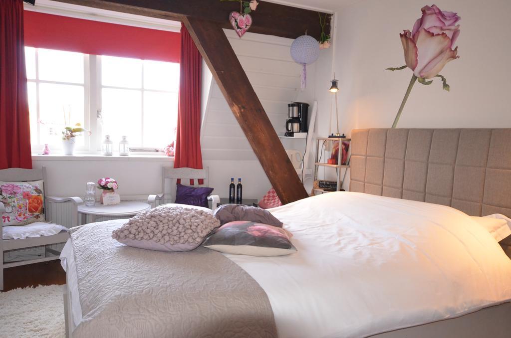 Bloemenhoeve Bed & Breakfast Birdaard Exterior photo