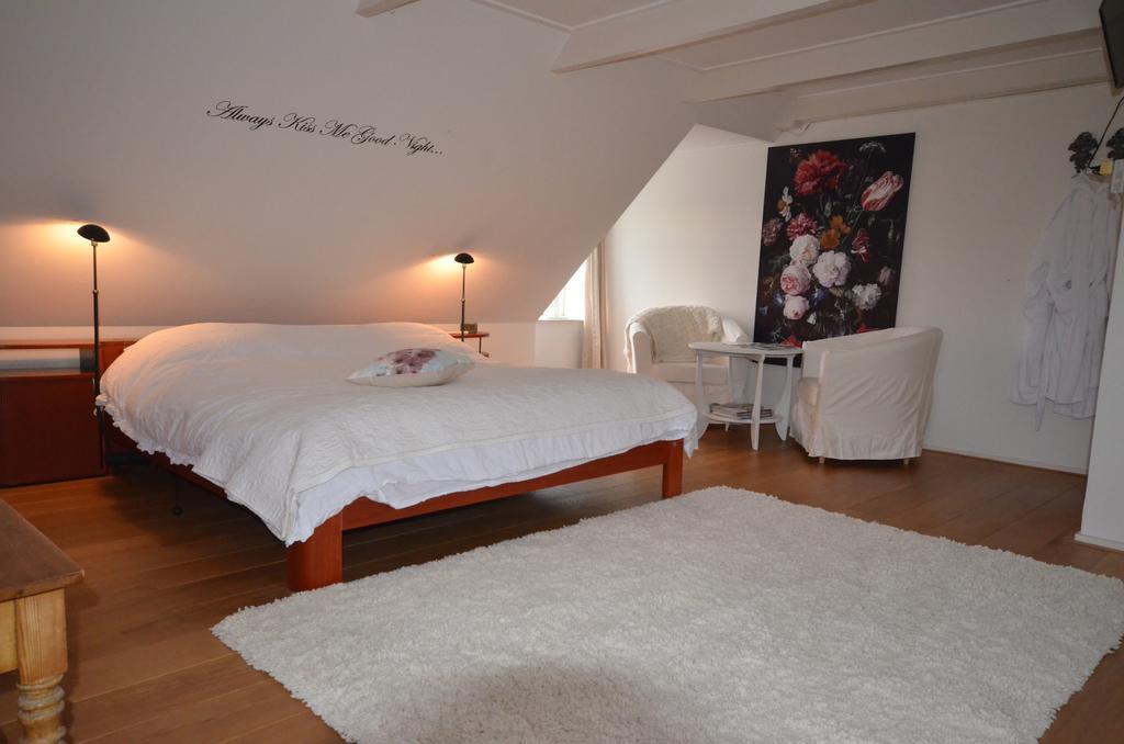 Bloemenhoeve Bed & Breakfast Birdaard Exterior photo